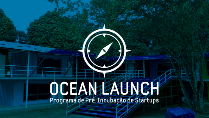 Logotipo do programa Ocean Launch em fundo azulado