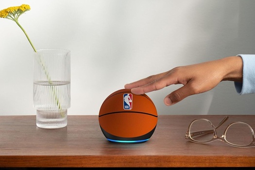 Echo Dot edição NBA