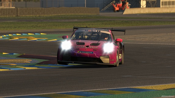 40 pilotos de AV