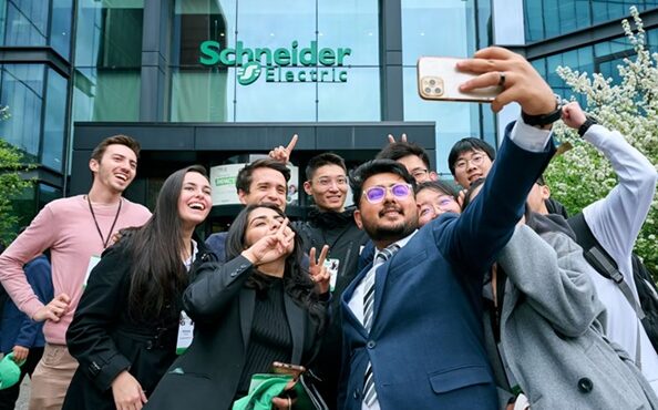 Programa de Estágio Schneider